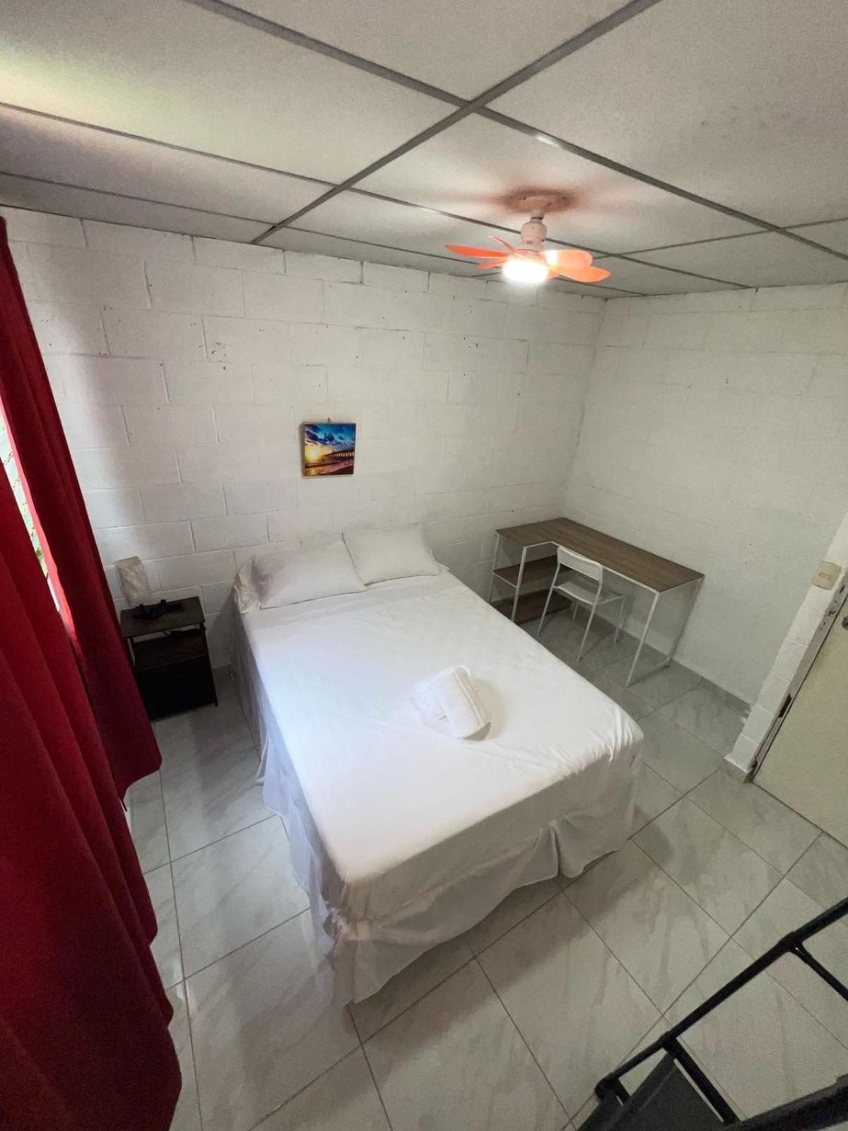 Luxury Hostel Teresita San Salvador